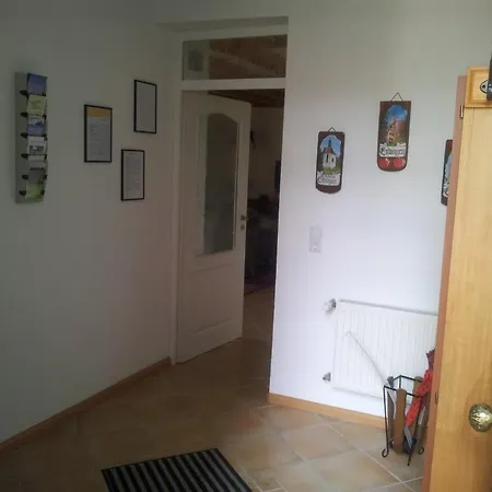 شقة Haus Burgblick انديغن