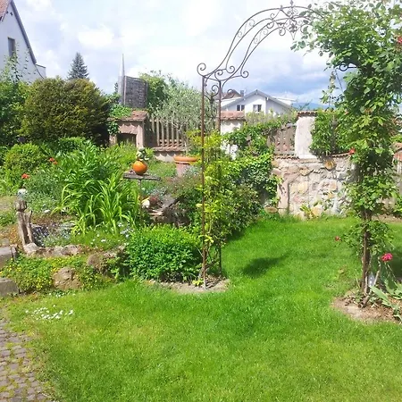 Haus Burgblick شقة انديغن